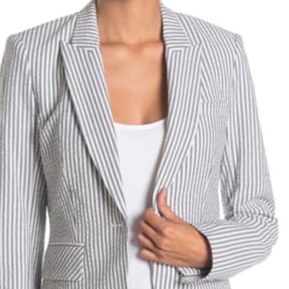 Veronica Beard Striped Seersucker Blazer - Picture 14 of 14